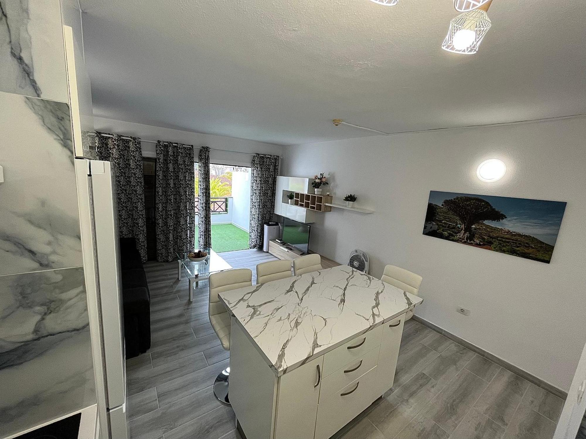 Ocean Light Apartment Los Cristianos  Extérieur photo